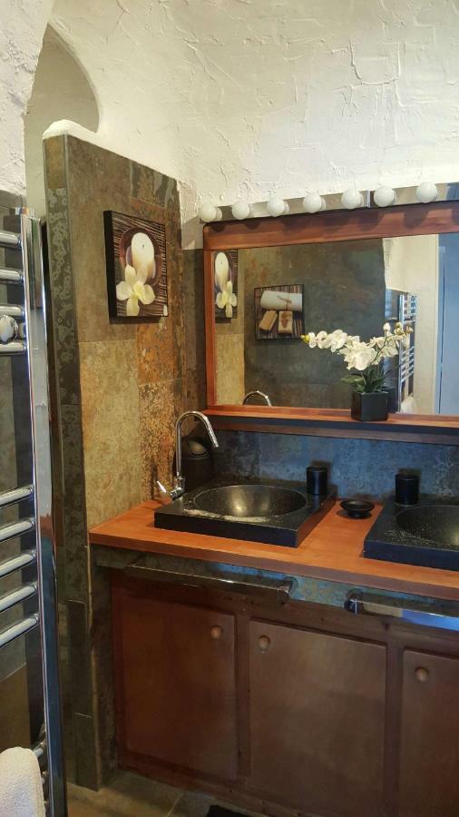 La Gavaresse Apartman Carqueiranne Kültér fotó